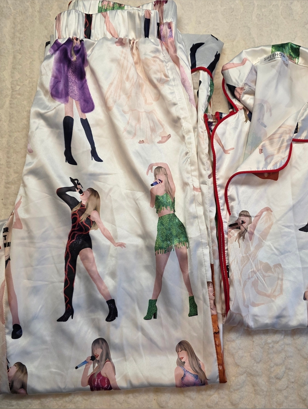 ✨ Taylor Swift Inspired Satin Pajama Set 2 Piece Lounge Set Size Small